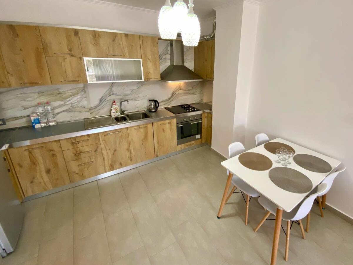 Apartamento Sunlit 594 Durrës Exterior foto